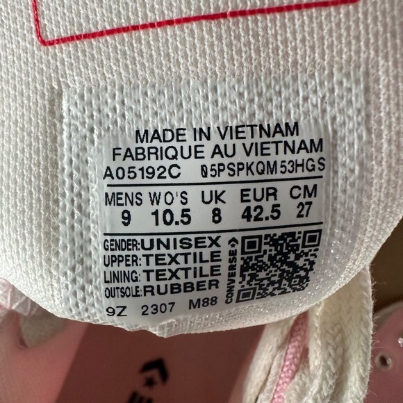 ⭐Converse Run Star Hike Hi 9 Mens Shoes Pink Red Roses Platform Sneakers A05192C - Picture 10 of 10